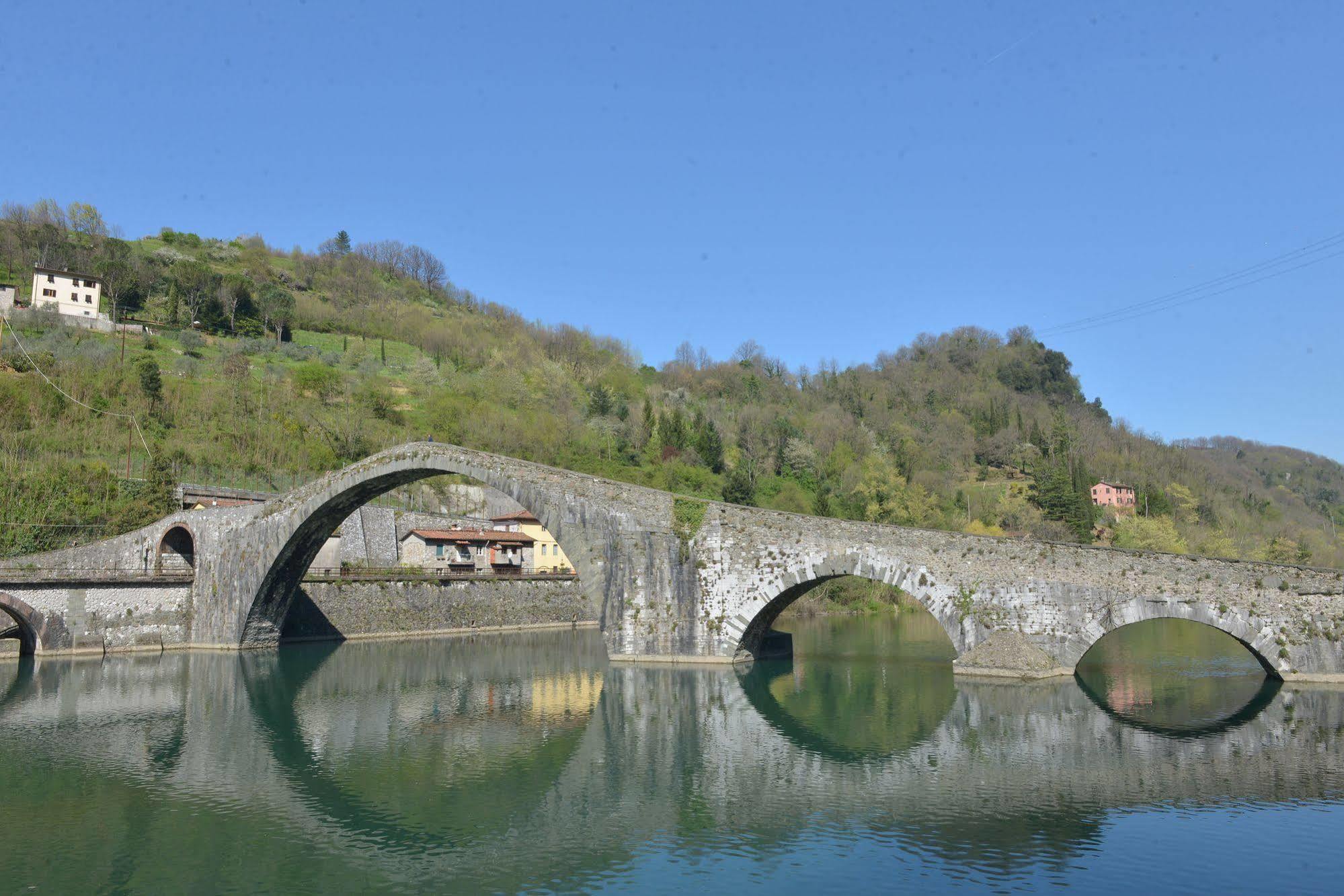 Villa Lucchesi Bagni di Lucca Exterior photo